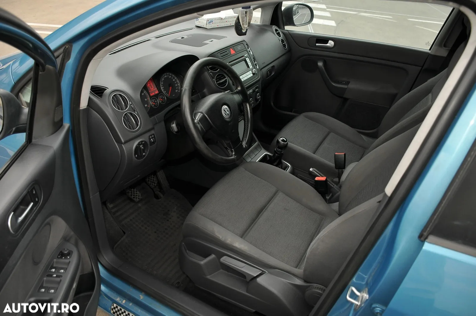 Volkswagen Golf Plus 1.6 FSI Comfortline - 9