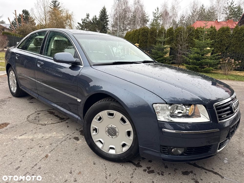 Audi A8 4.2 Quattro - 17