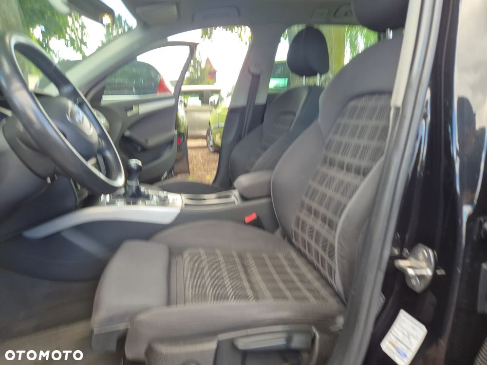Audi A4 Avant 2.0 TDI DPF Ambiente - 20
