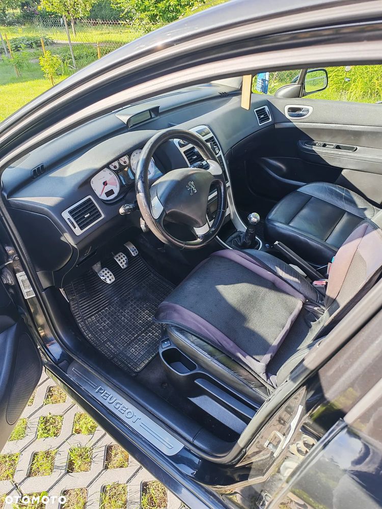 Peugeot 307 2.0 - 8