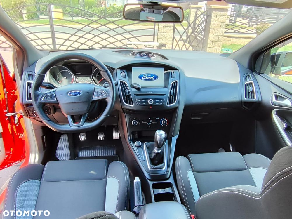 Ford Focus 2.0 TDCi ST - 7