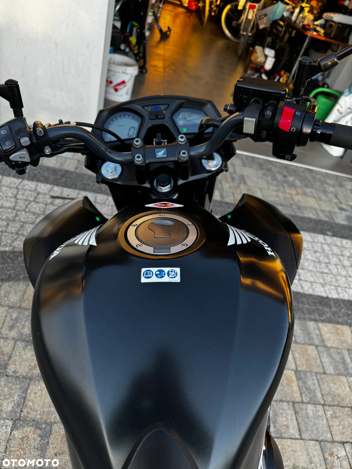 Honda CB - 4