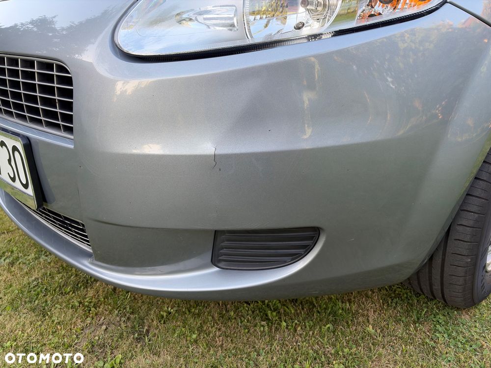 Fiat Grande Punto 1.4 8V - 23