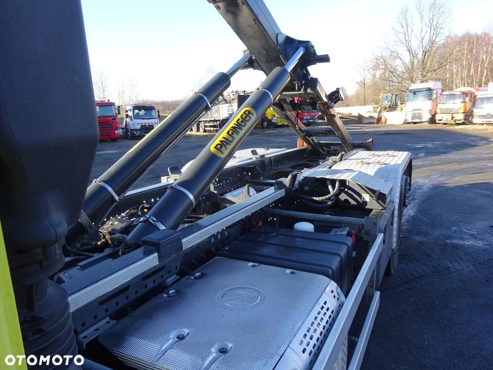 Iveco Stralis  420 6x2 - 11