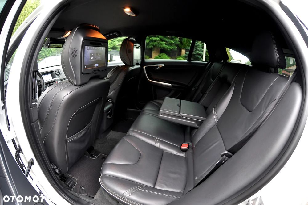 Volvo V60 T5 Geartronic Powershift RDesign - 26