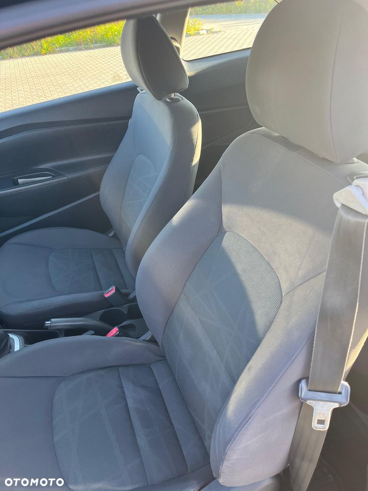 Kia Rio 1.2 Edition 7 - 19