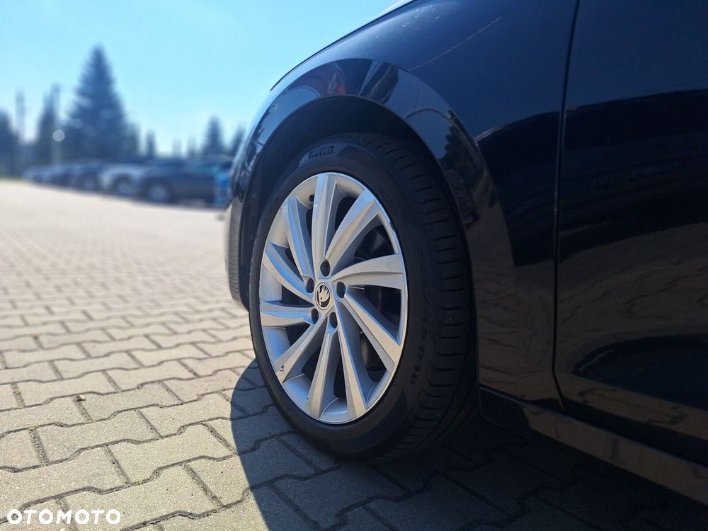 Skoda Octavia 2.0 TDI 4x4 Style DSG - 11