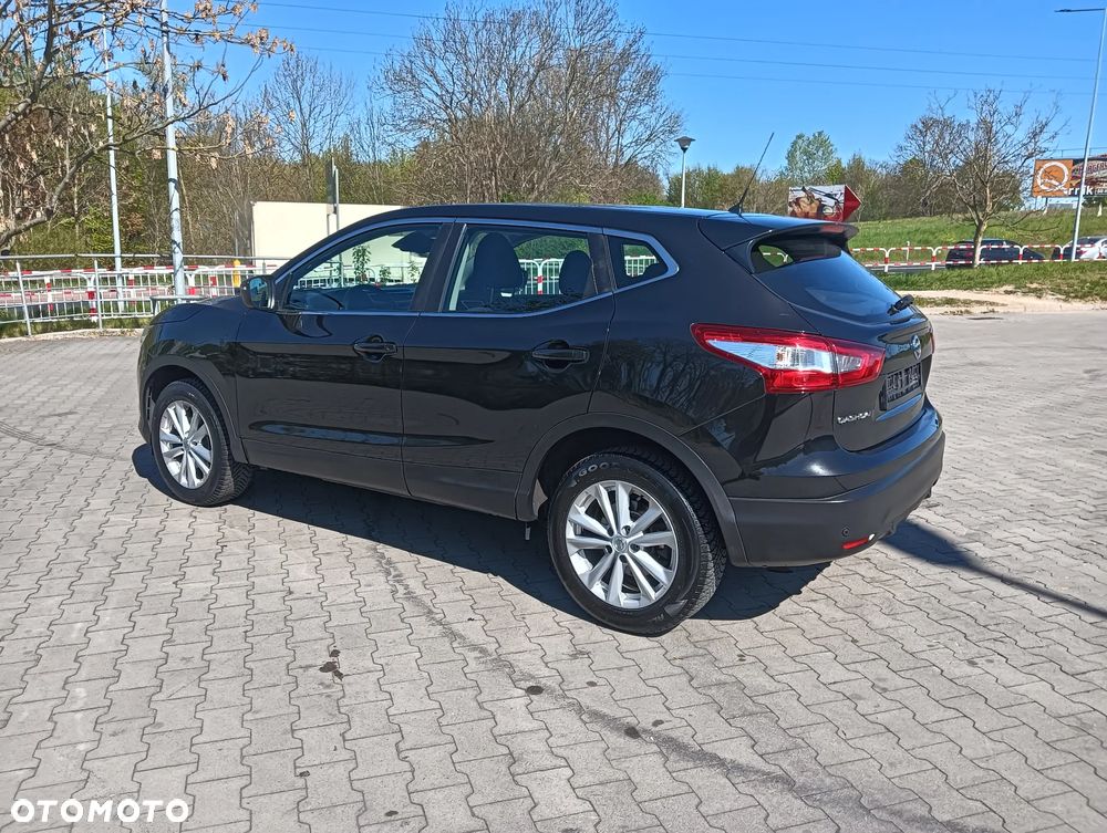 Nissan Qashqai 1.2 DIG-T N-Vision - 2