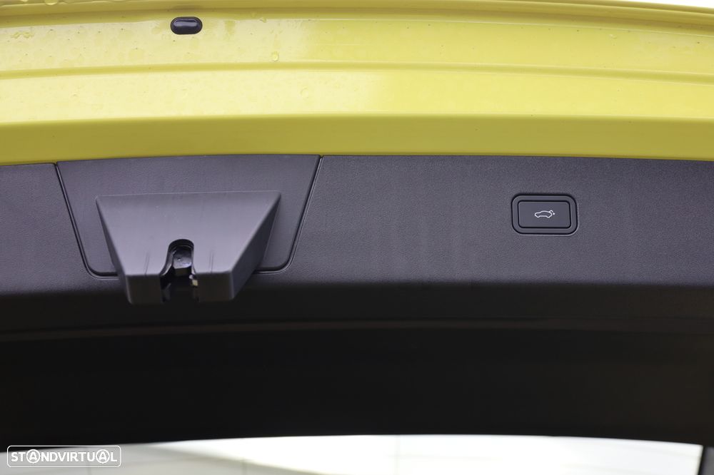 Volvo EX30 69 kWh Single Motor Extended Range Ultra - 6