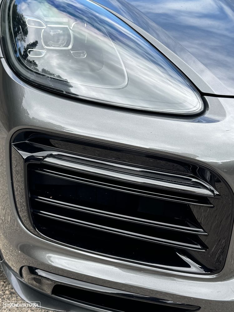 Porsche Cayenne Coupé - 3