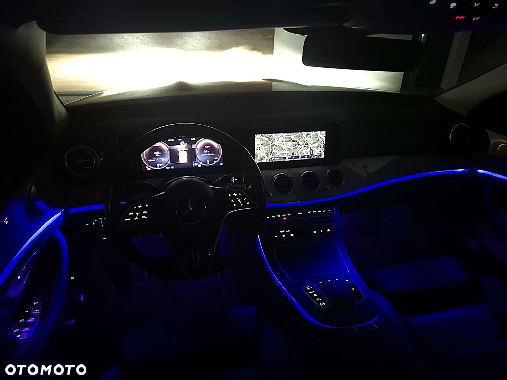 Mercedes-Benz Klasa E 220 d 4-Matic Avantgarde - 6