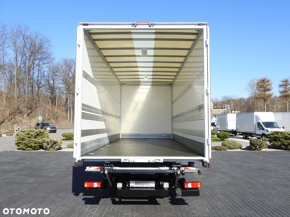 Iveco DAILY 70C18 KONTENER WINDA 14 PALET WEBASTO TEMPOMAT NAWIGACJA LEDY BLIŹNIACZE KOŁA KLIMATYZACJA  180KM - 13