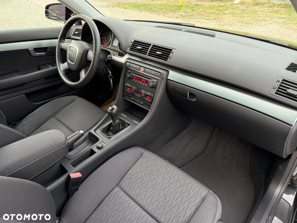 Audi A4 Limousine 2 - 5