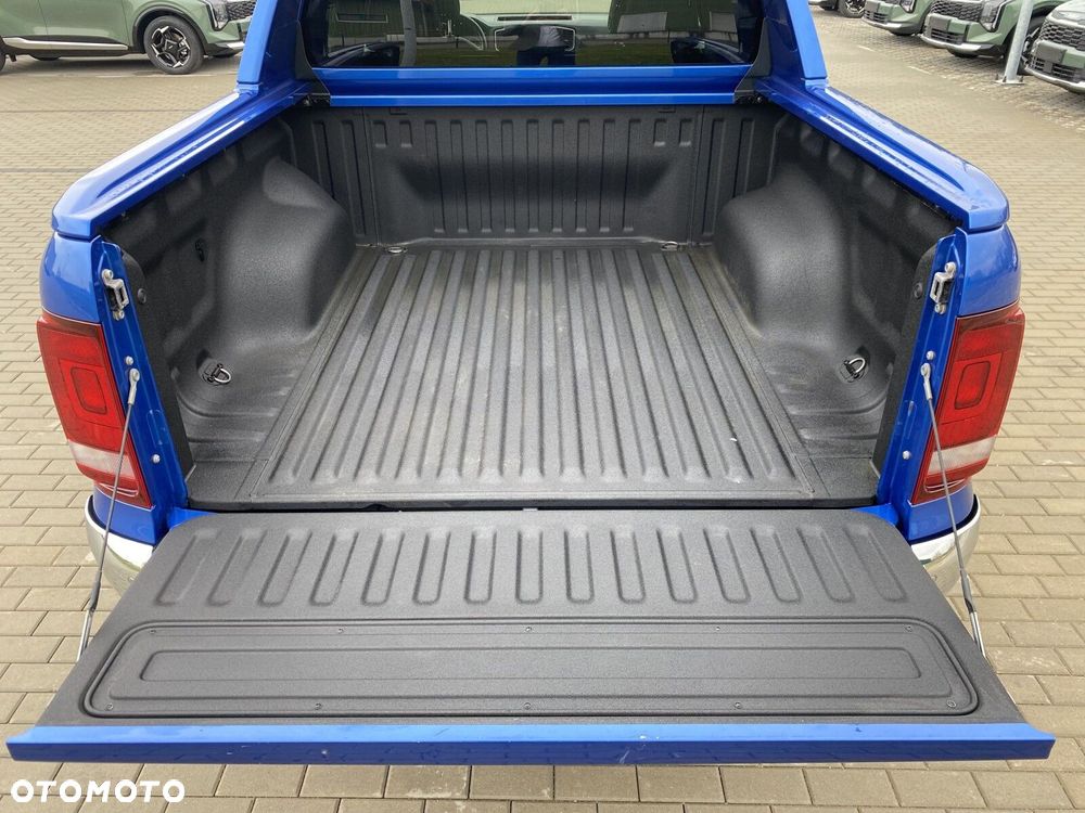 Volkswagen Amarok - 9