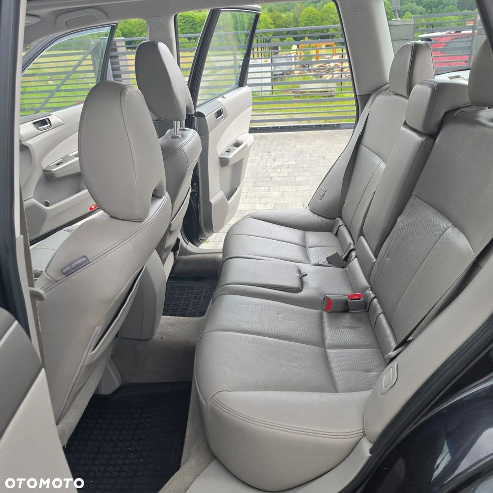 Subaru Forester 2.5 EX 000/PLA - 17