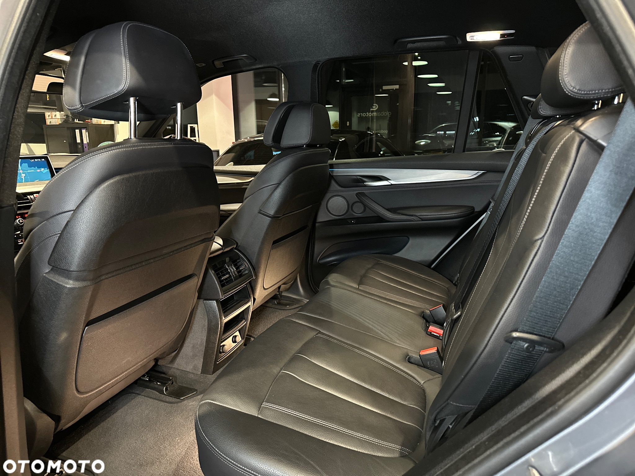 BMW X5 M M50d - 17