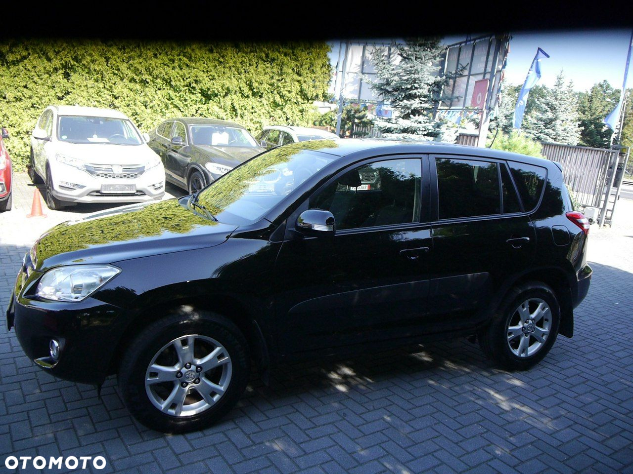 Toyota RAV4 - 8