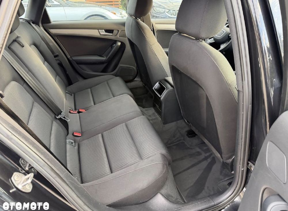 Audi A4 Limousine 2.0 TDI DPF Attraction - 32
