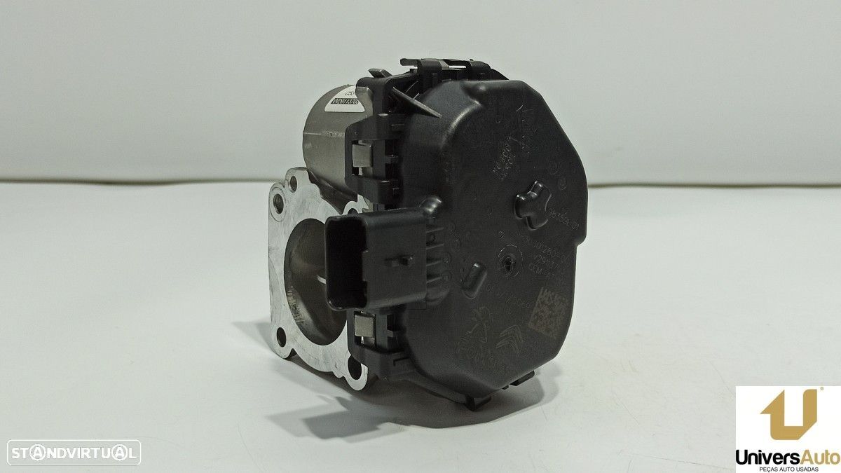 CORPO DE BORBOLETAS FORD TRANSIT COURIER AMBIENTE - 1