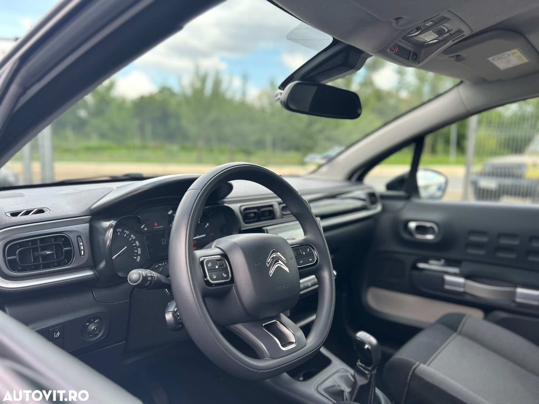 Citroën C3 BlueHDi 100 S&S FEEL - 9