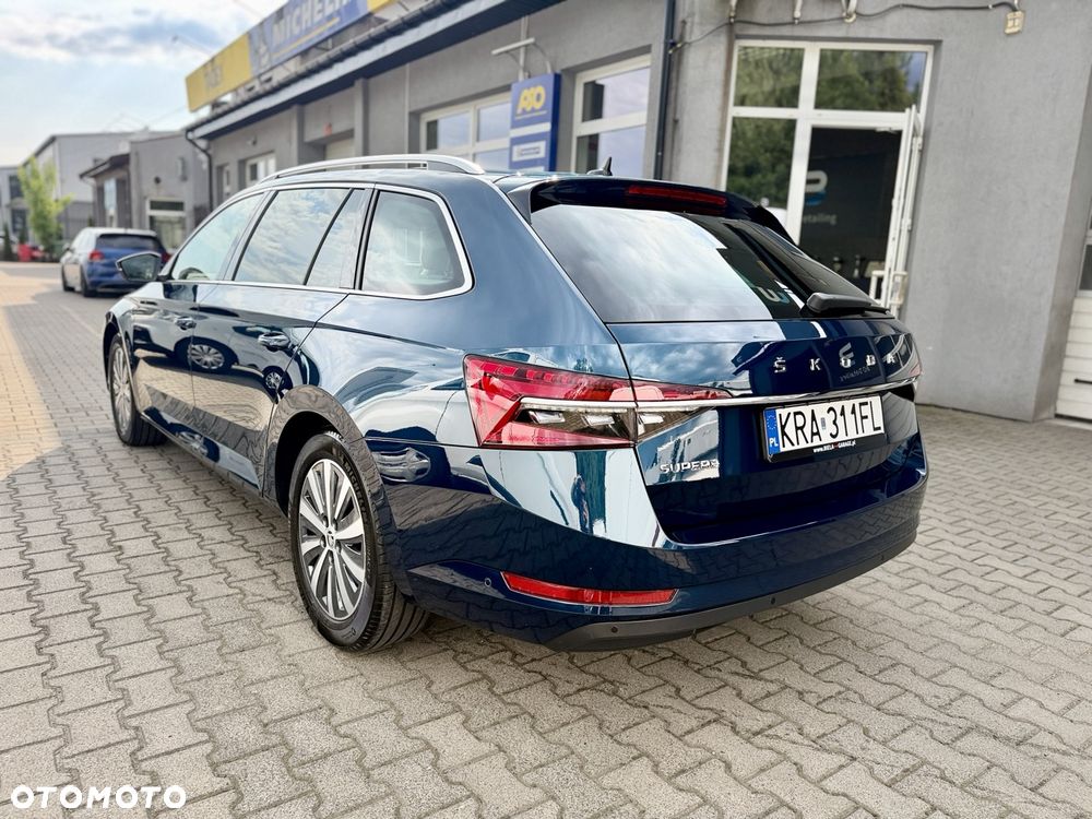 Skoda Superb 2.0 TDI DSG Premium Edition - 4