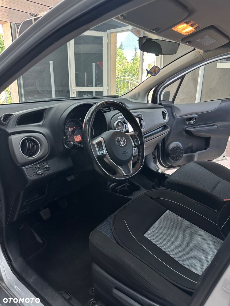 Toyota Yaris 1.0 Active - 22