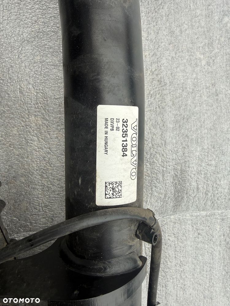 Hak holowniczy elektryczny Volvo XC 60 II 32351384 - 2