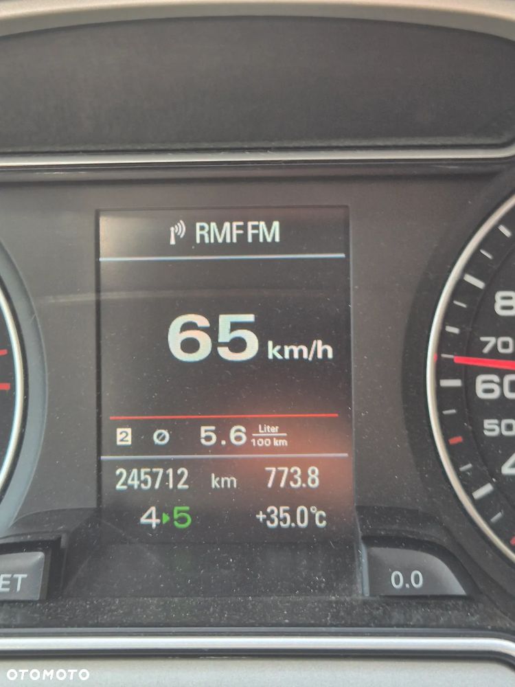 Audi A4 Avant 2.0 TDI - 11