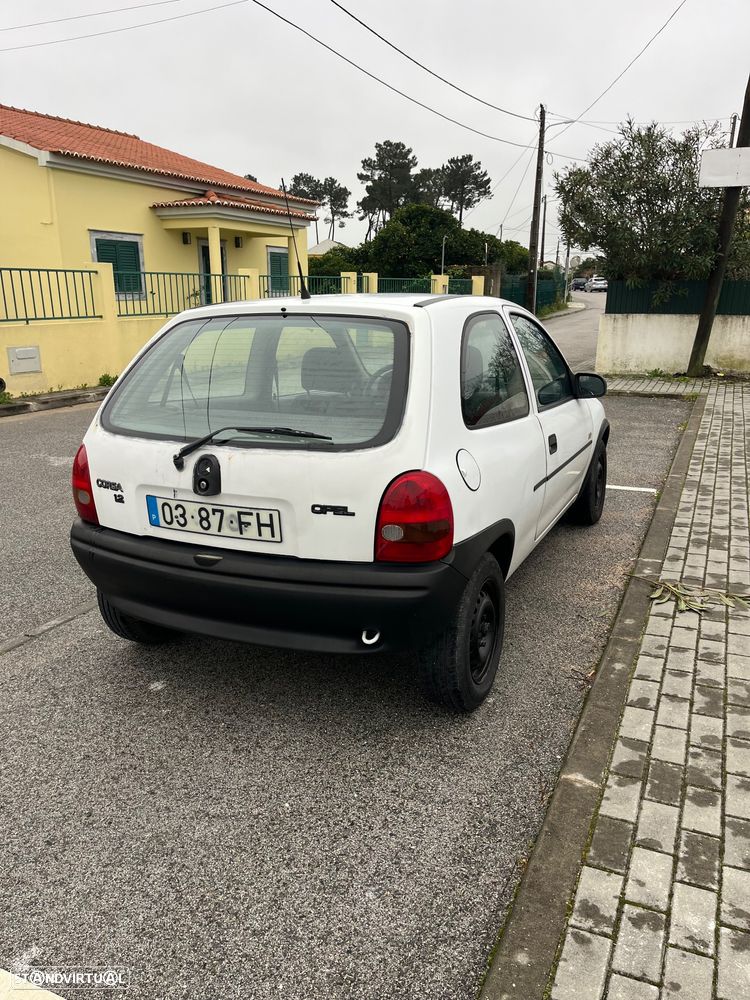 Opel Corsa - 2