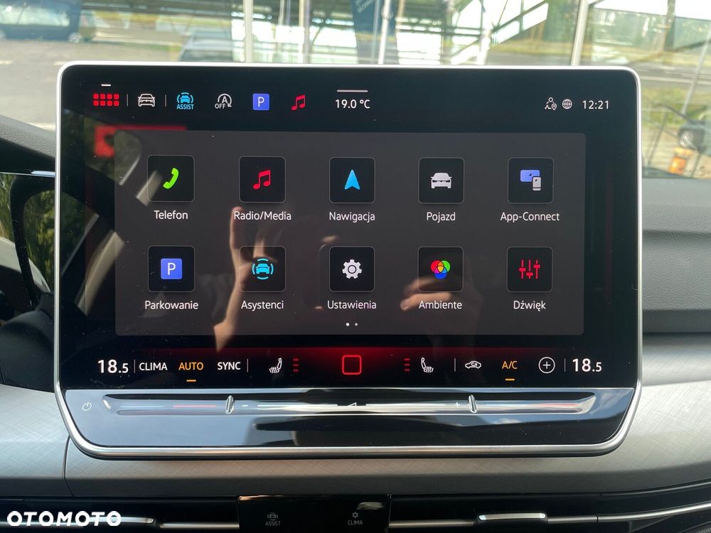 Volkswagen Golf - 16