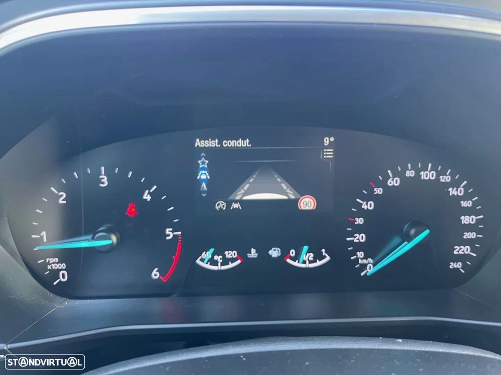 Ford Focus 1.5 TDCi ECOBlue Titanium - 15