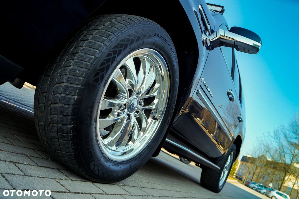 Cadillac Escalade - 31