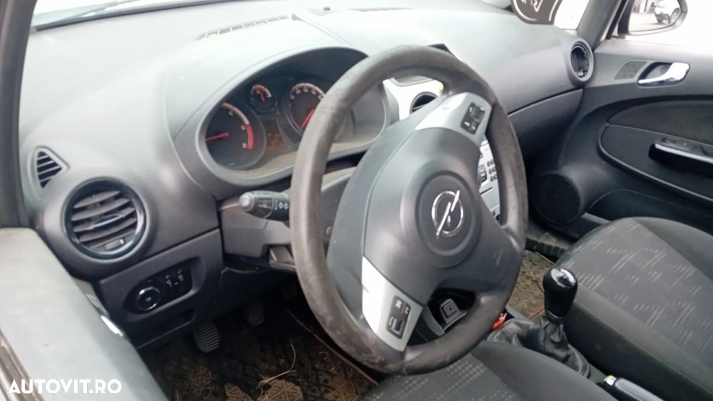 Opel Corsa 1.3 CDTI Enjoy - 6