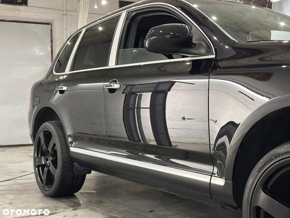 Porsche Cayenne - 36