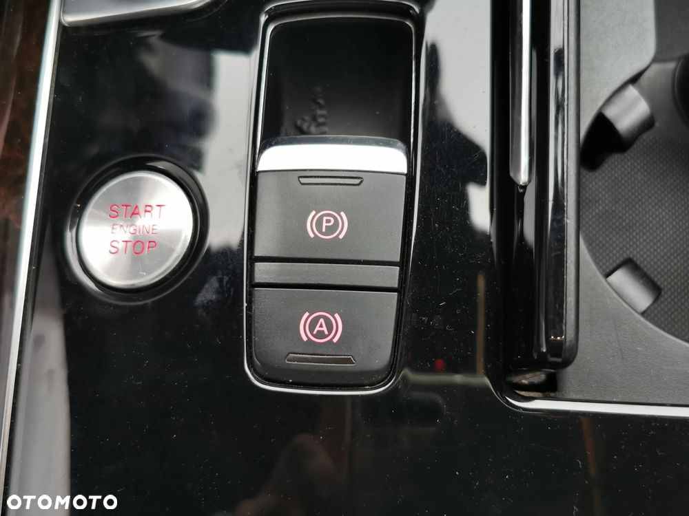 Audi A8 4.2 TDI L Quattro - 21