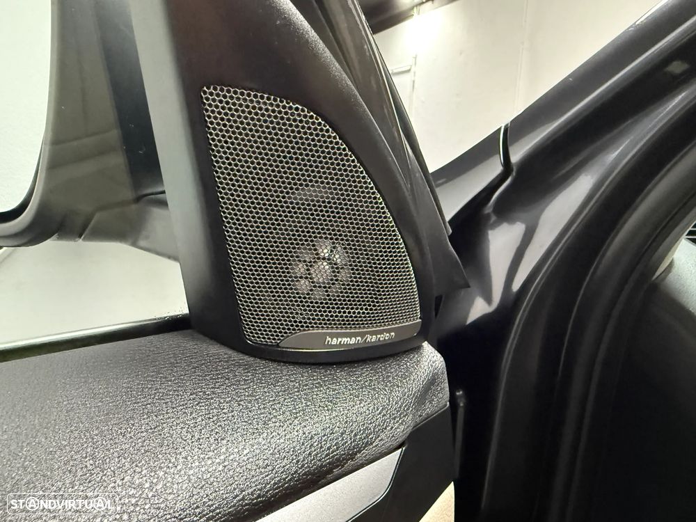 BMW X1 16 d sDrive Advantage - 32