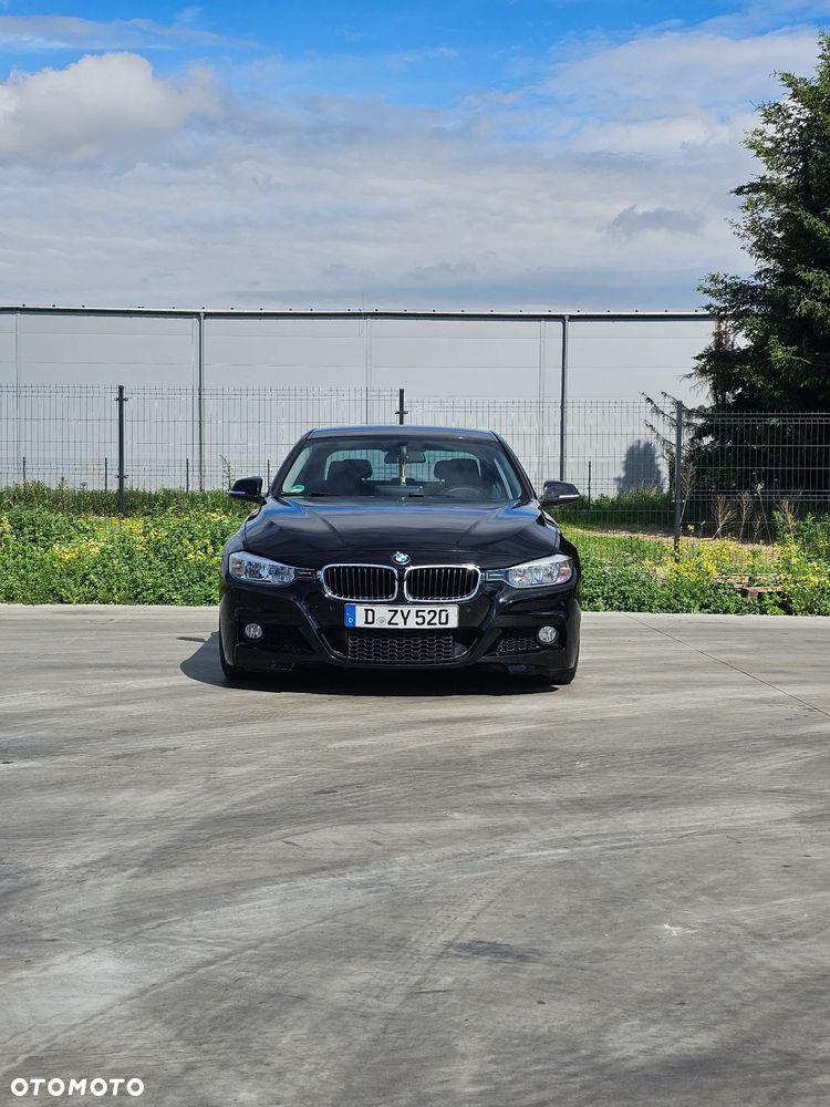 BMW Seria 3 320d - 4