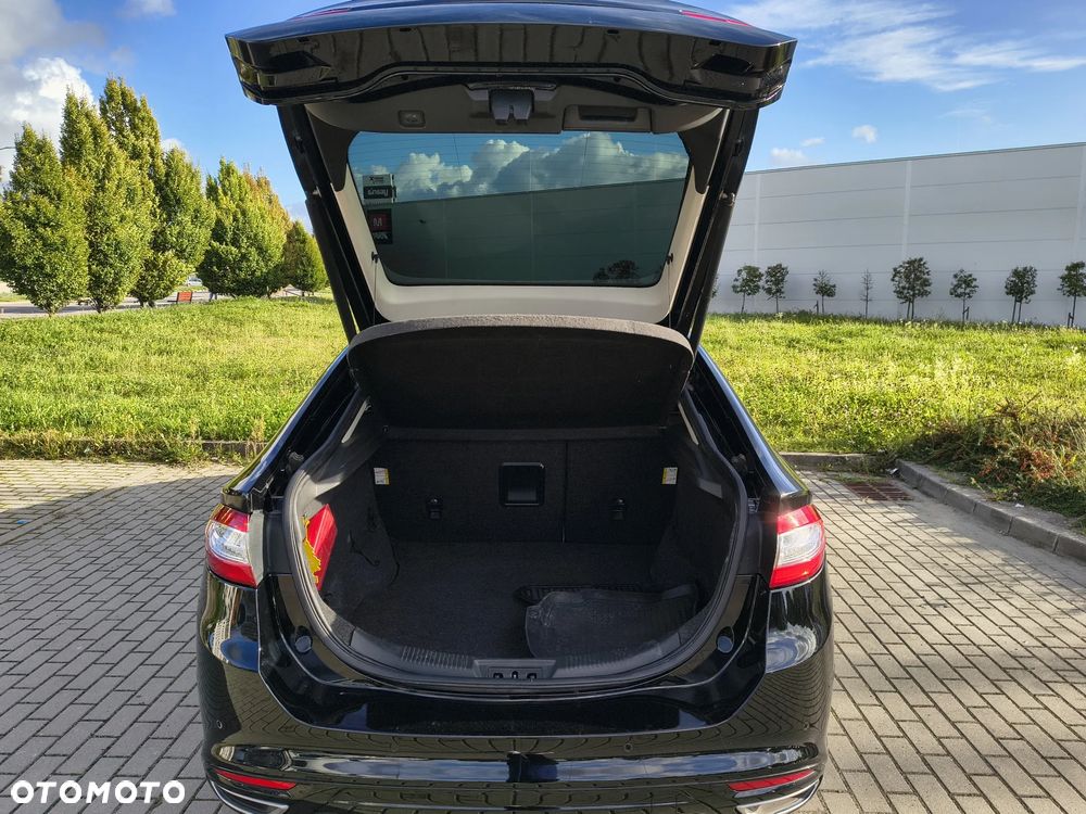Ford Mondeo 2.0 TDCi Bi-Turbo ST-Line PowerShift - 24