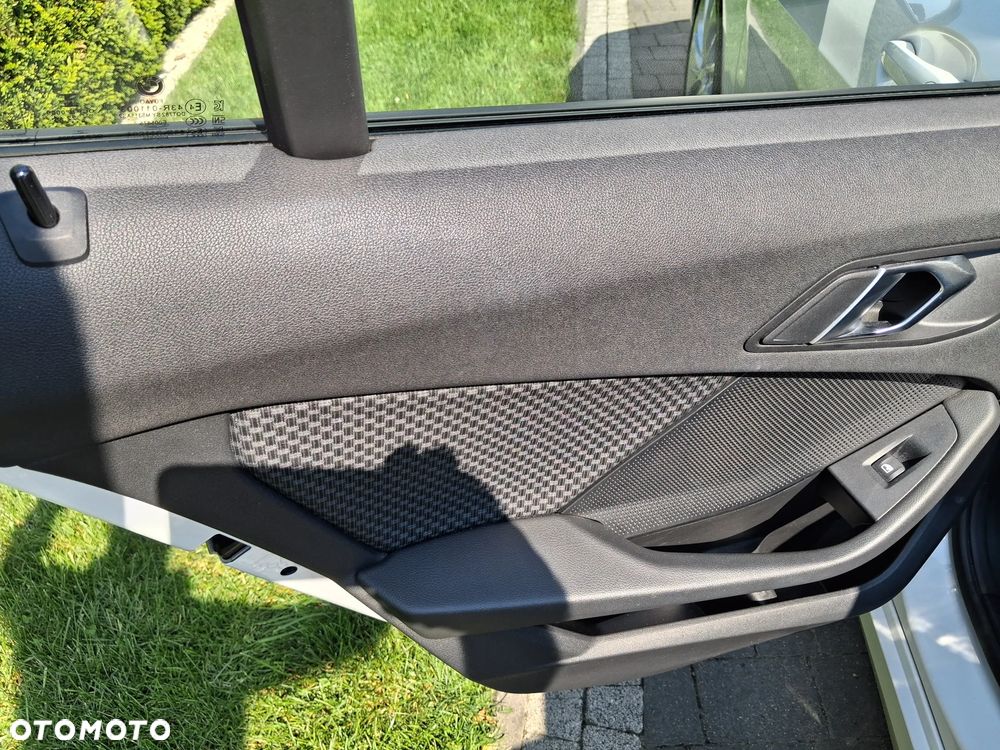 BMW Seria 1 118i Business Edition - 23