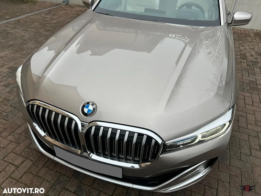 BMW Seria 7 730d xDrive - 27