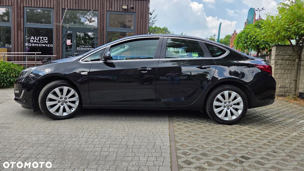 Opel Astra 1.4 Turbo Innovation - 20