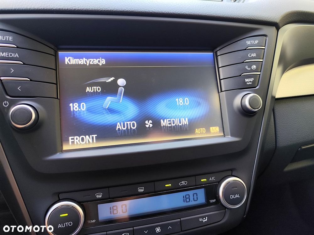 Toyota Avensis - 30