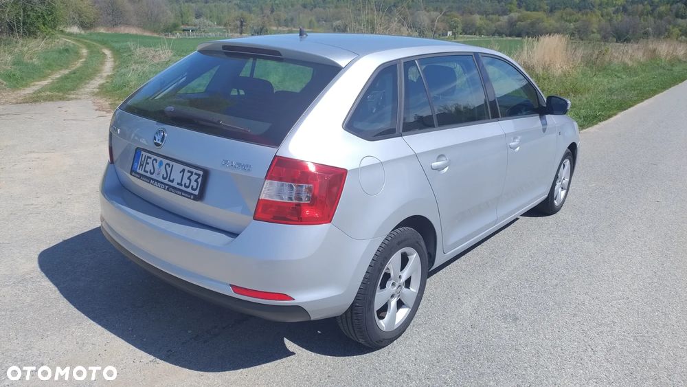 Skoda RAPID - 7