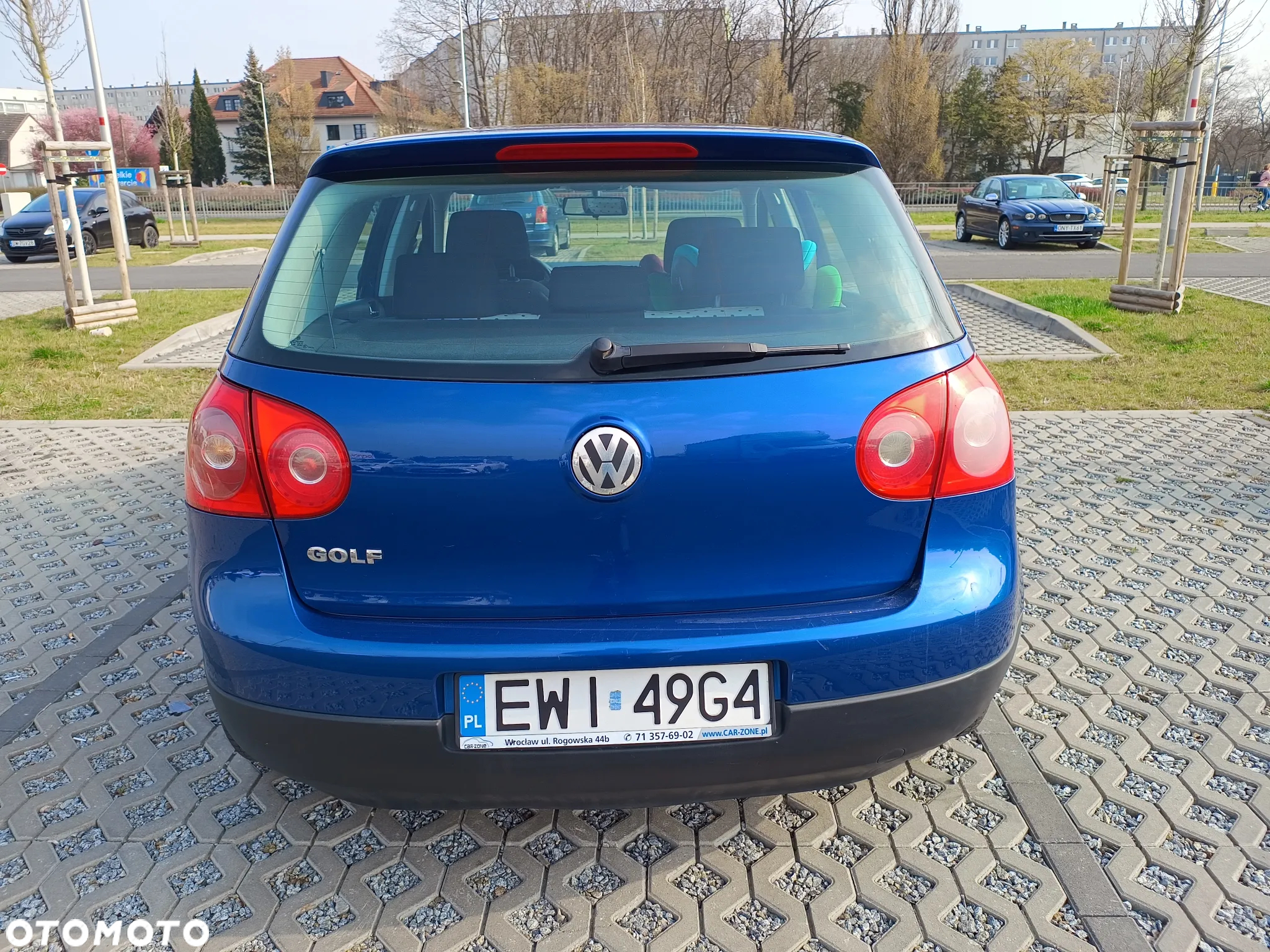 Volkswagen Golf - 6