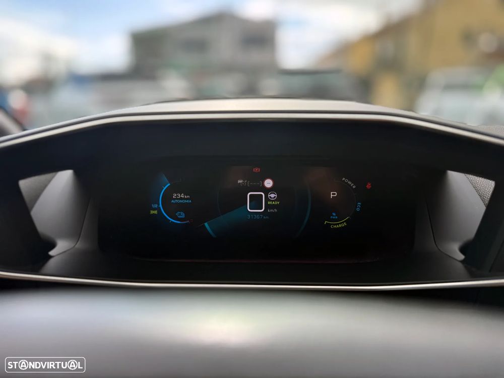 Peugeot e-208 50 kWh GT Line - 29