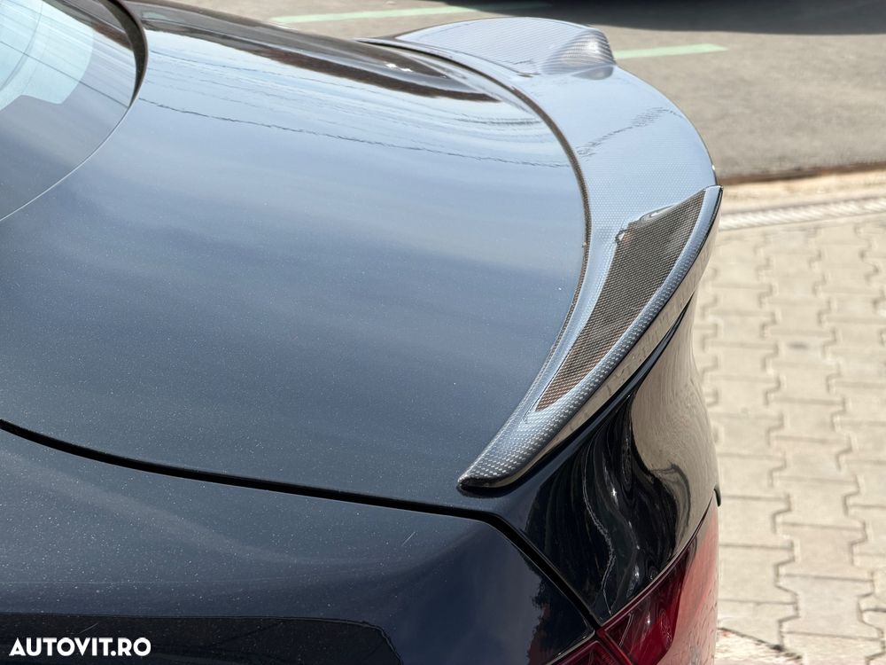 Alfa Romeo Giulia 2.9 V6 Bi-Turbo AT8 Quadrifoglio - 38