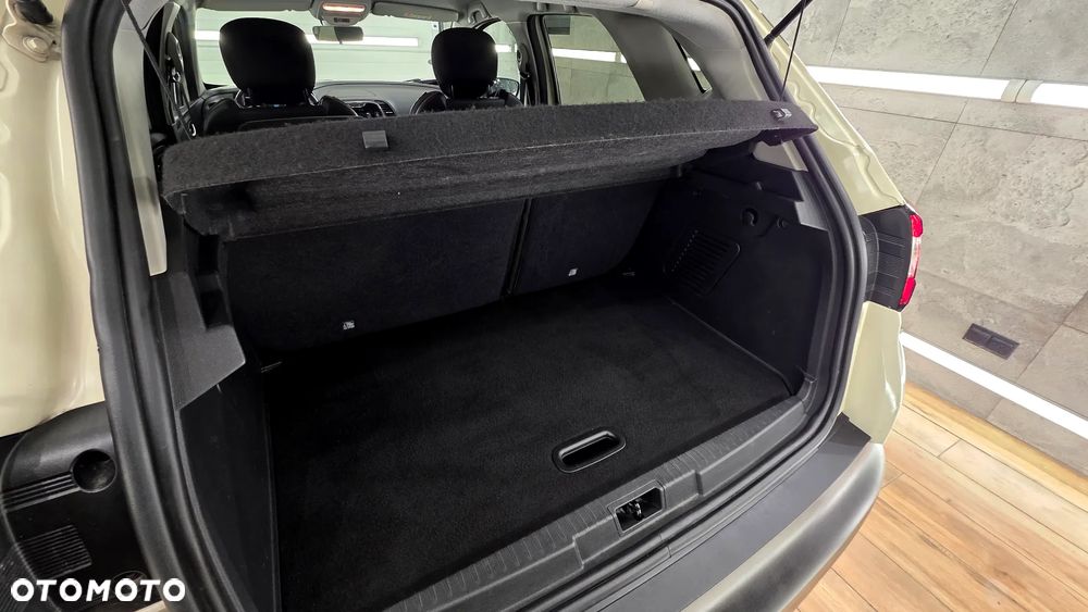 Renault Captur - 31