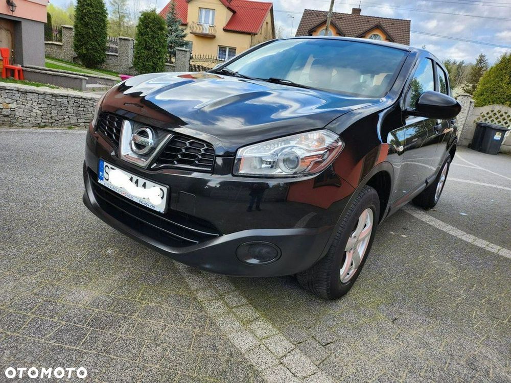 Nissan Qashqai - 1
