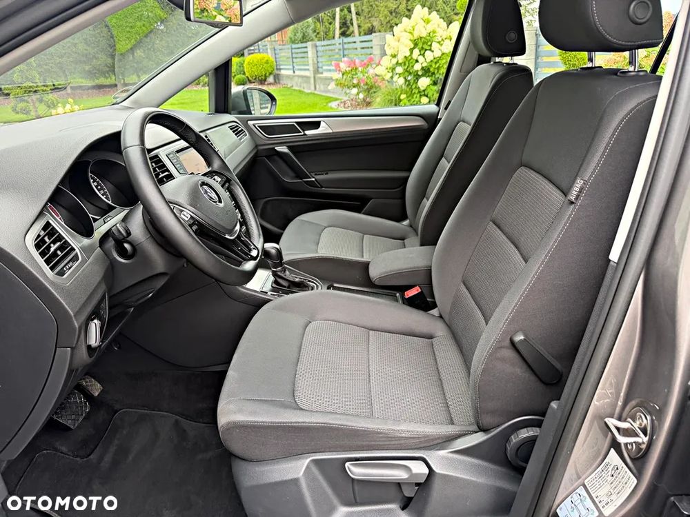 Volkswagen Golf 1.4 TSI BMT Comfortline DSG - 17