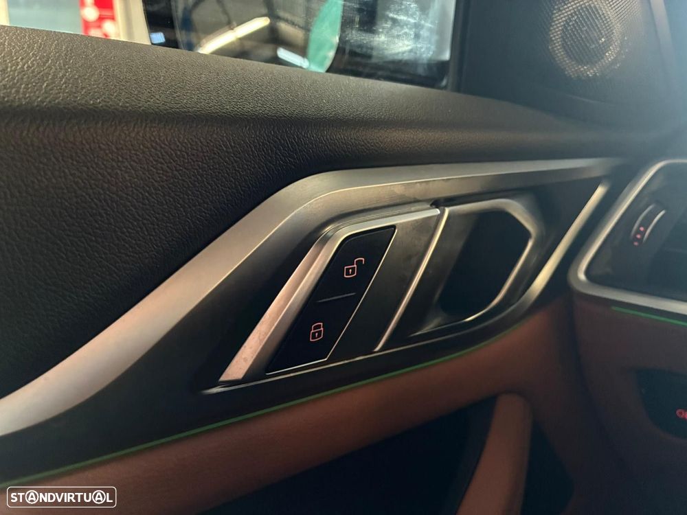 BMW i4 eDrive40 Pack Desportivo M - 50